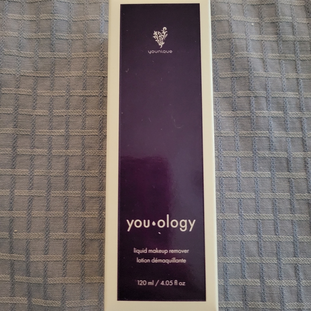 Younique Makeup Remover